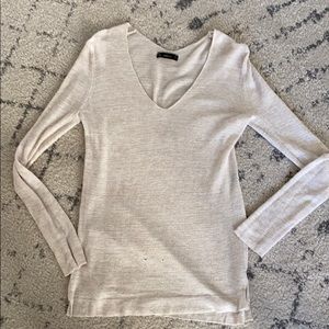 Zara Knit Ivory v-neck top